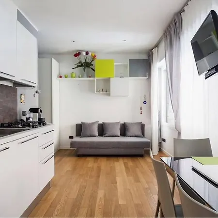 Delizioso Bilocale In Bocconi - Porta Romana Lägenhet